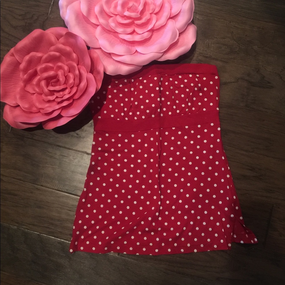 Strapless woman’s shirt⭐️⭐️